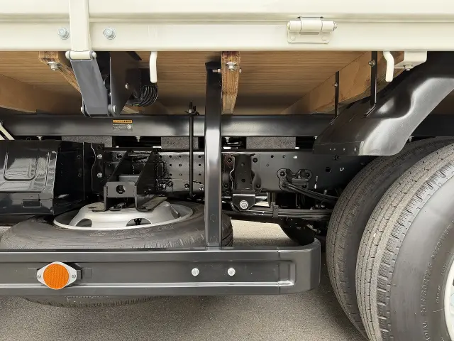 いすゞ エルフ 2RG-NPR88AC(2WD)の写真30