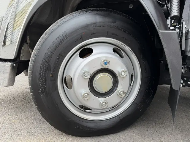 いすゞ エルフ 2RG-NPR88AC(2WD)の写真33