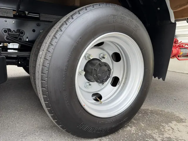 いすゞ エルフ 2RG-NPR88AC(2WD)の写真34