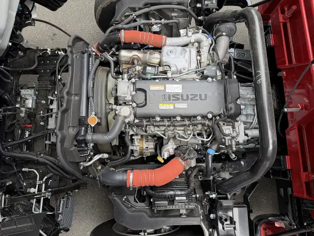 いすゞ エルフ 2TG-NPR88AC(2WD)の写真8