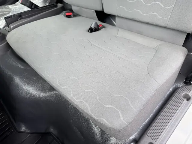 いすゞ エルフ 2TG-NPR88AC(2WD)の写真39