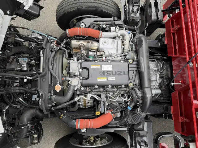 いすゞ エルフ 2TG-NMR88C(2WD)の写真8