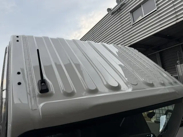 いすゞ エルフ 2TG-NMR88C(2WD)の写真24