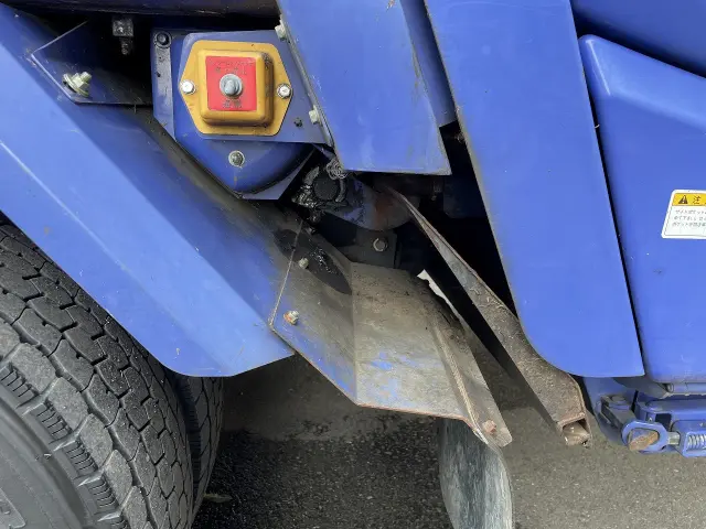 いすゞ エルフ TKG-NKR85YN(2WD)の写真11