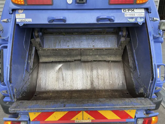 いすゞ エルフ TKG-NKR85YN(2WD)の写真23