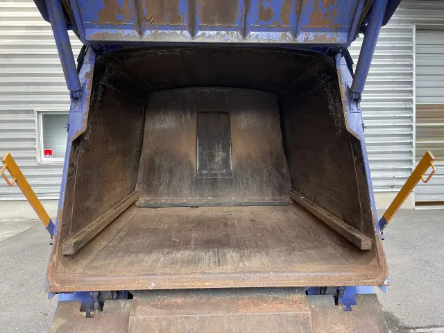 いすゞ エルフ TKG-NKR85YN(2WD)の写真25