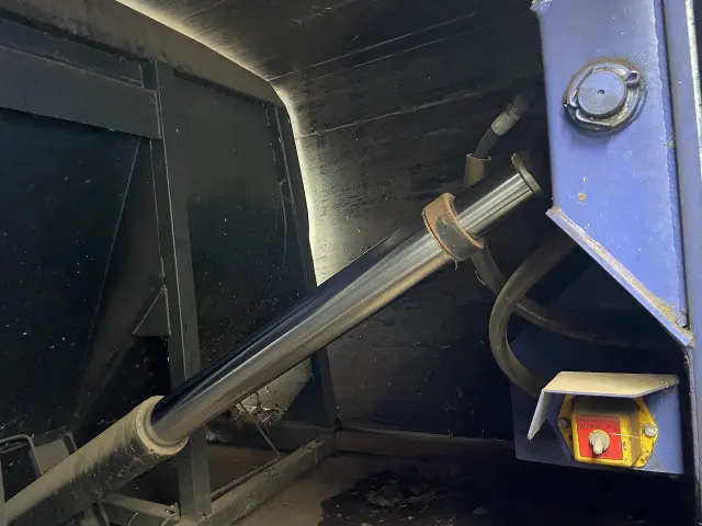 いすゞ エルフ TKG-NKR85YN(2WD)の写真26