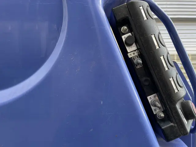 いすゞ エルフ TKG-NKR85YN(2WD)の写真29