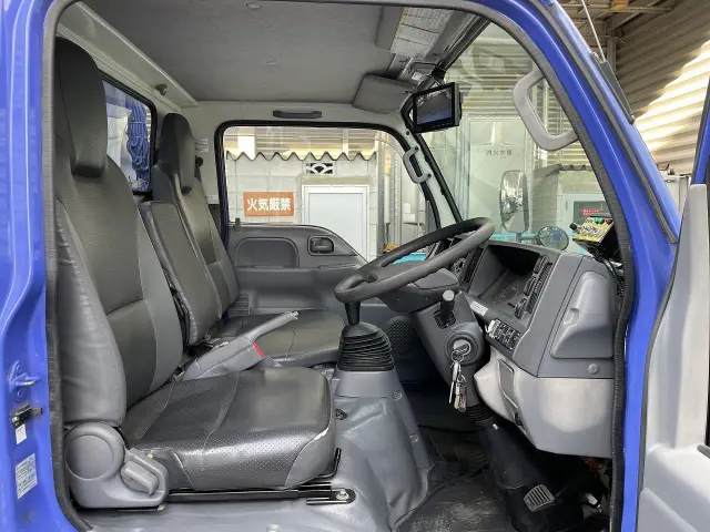 いすゞ エルフ TKG-NKR85YN(2WD)の写真35