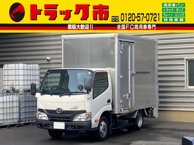トヨタ ダイナ TKG-XZU675(4WD)の写真1