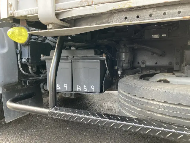 トヨタ ダイナ TKG-XZU675(4WD)の写真10