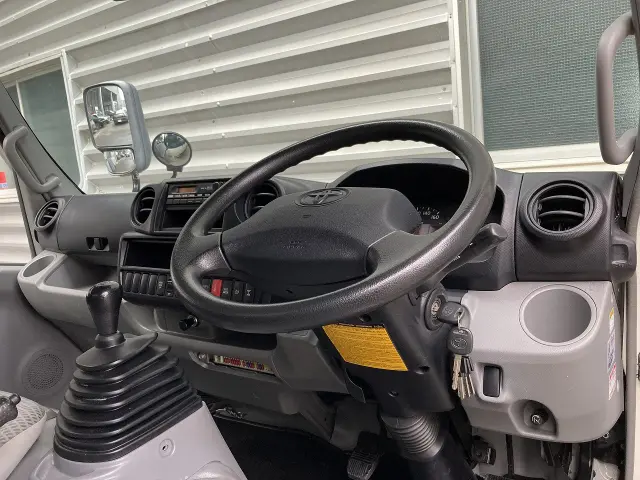 トヨタ ダイナ TKG-XZU675(4WD)の写真17