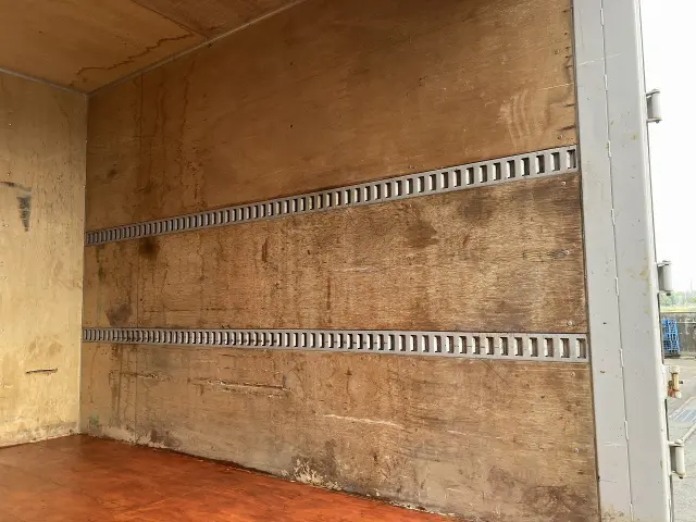 トヨタ ダイナ TKG-XZU675(4WD)の写真24