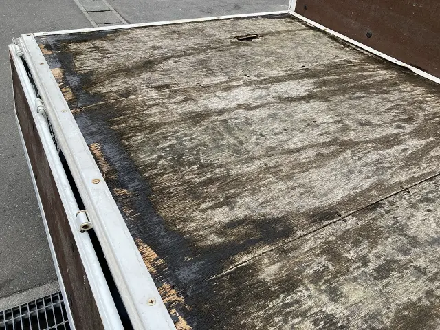 日産 アトラス PB-AKR81A(2WD)の写真7