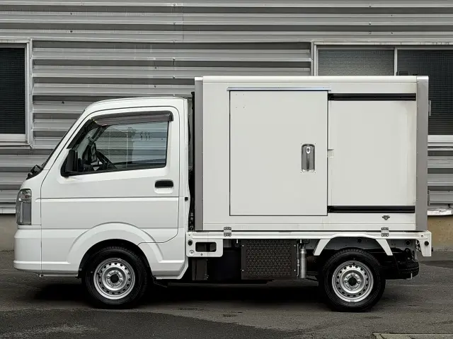 スズキ キャリイ 3BD-DA16T(4WD)の写真2