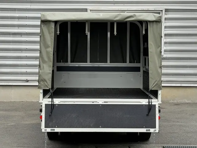 トヨタ ダイナ 2DG-GDY281(4WD)の写真4