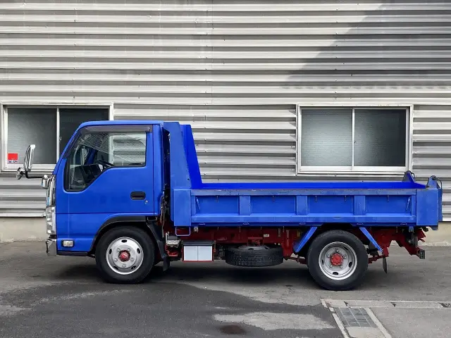 いすゞ エルフ TPG-NKR85AD(2WD)の写真5