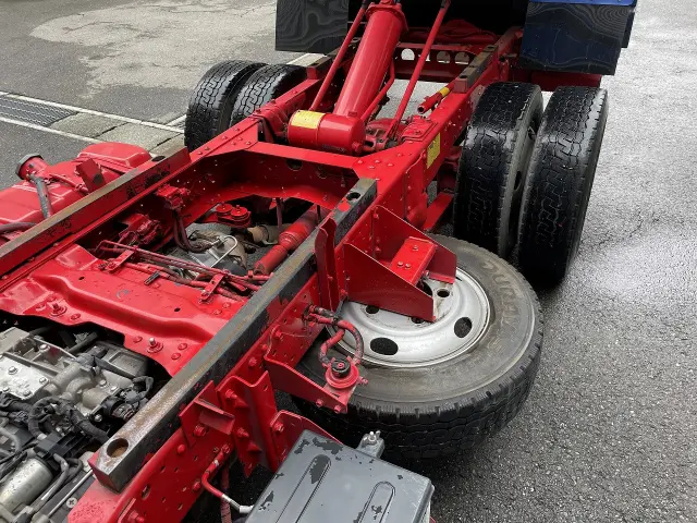 いすゞ エルフ TPG-NKR85AD(2WD)の写真7