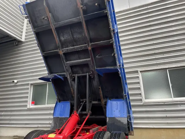 いすゞ エルフ TPG-NKR85AD(2WD)の写真8