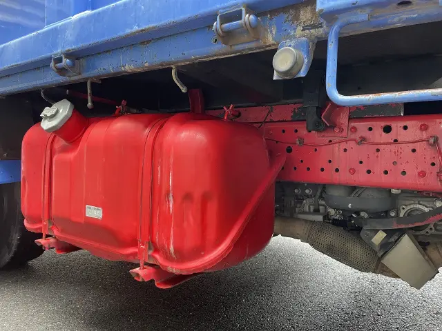 いすゞ エルフ TPG-NKR85AD(2WD)の写真14