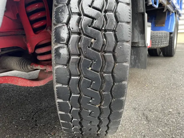 いすゞ エルフ TPG-NKR85AD(2WD)の写真16