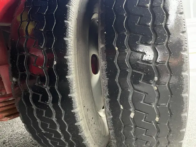 いすゞ エルフ TPG-NKR85AD(2WD)の写真17