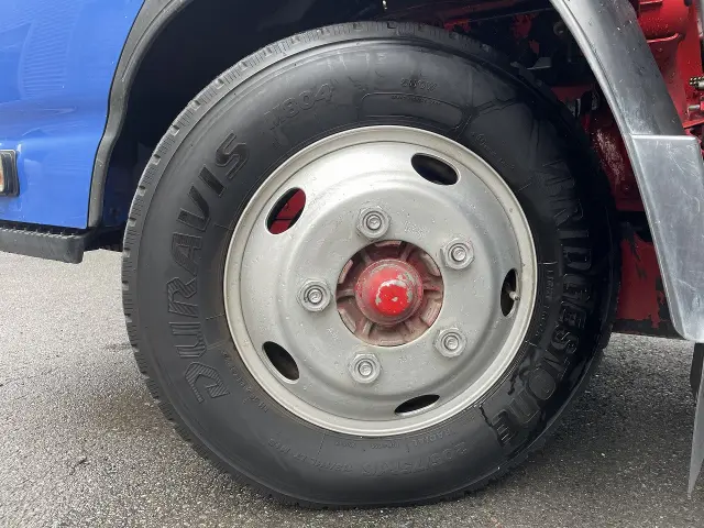 いすゞ エルフ TPG-NKR85AD(2WD)の写真27