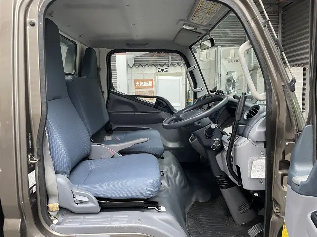 三菱 キャンター TKG-FBA30(2WD)の写真32