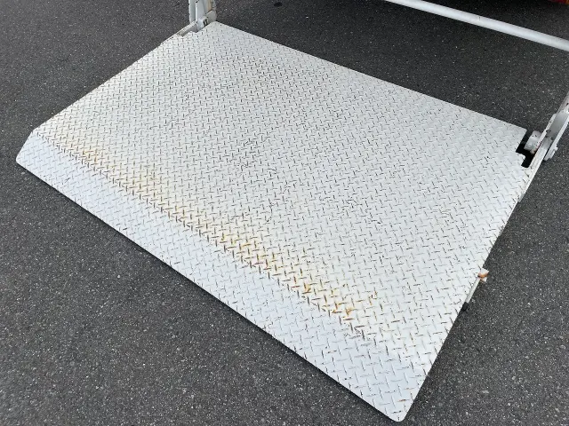 三菱 キャンター PA-FE70DB(2WD)の写真4