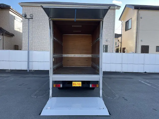 いすゞ エルフ TKG-NLR85AN(2WD)の写真3