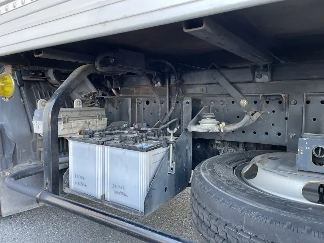 いすゞ エルフ TKG-NLR85AN(2WD)の写真8