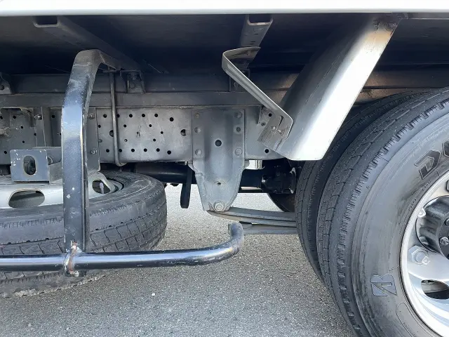 いすゞ エルフ TKG-NLR85AN(2WD)の写真9