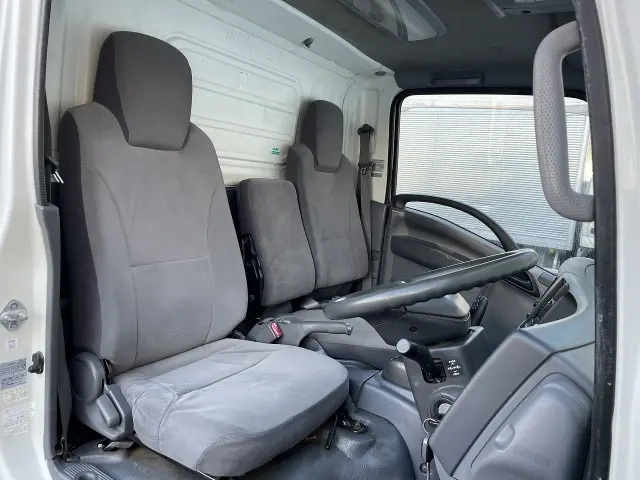 いすゞ エルフ TKG-NLR85AN(2WD)の写真14