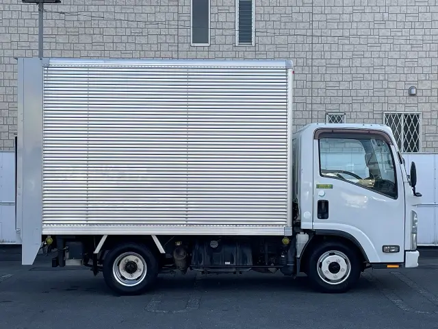 いすゞ エルフ TKG-NLR85AN(2WD)の写真23
