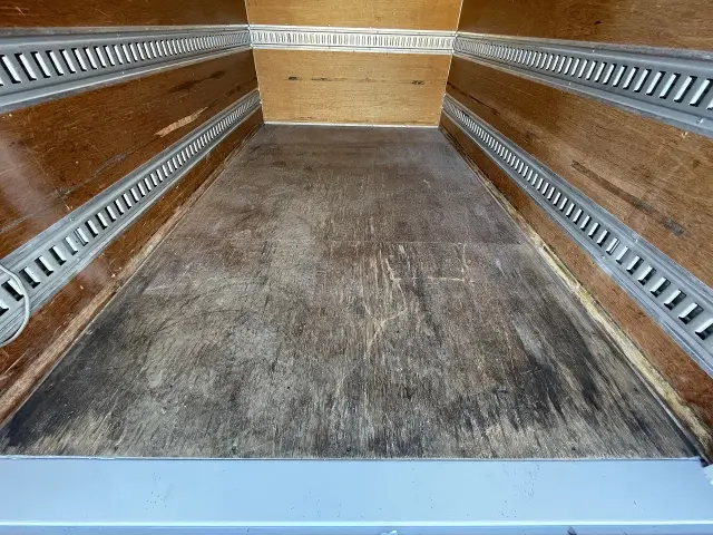 いすゞ エルフ TKG-NLR85AN(2WD)の写真27