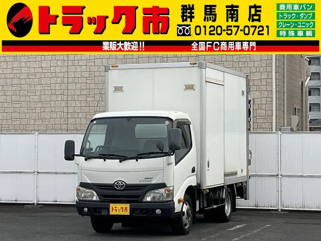 トヨタ ダイナ SKG-XZU675(4WD)の写真1