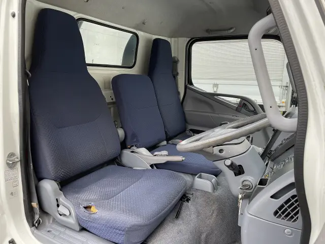 三菱 キャンター PDG-FE74BV(2WD)の写真15