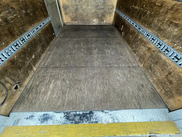 三菱 キャンター PDG-FE74BV(2WD)の写真39