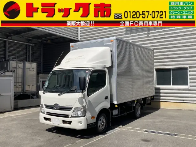 日野 デュトロ TKG-XZU700M(2WD)の写真1