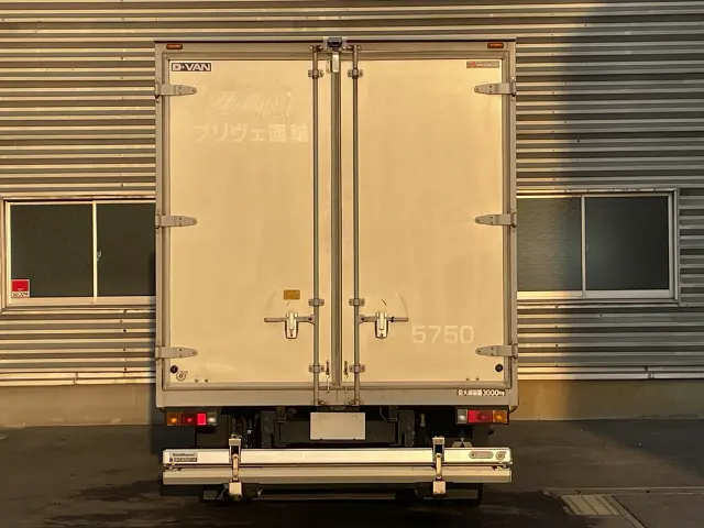 三菱 キャンター TPG-FEB50(2WD)の写真4