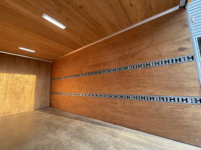 三菱 キャンター TPG-FEB50(2WD)の写真23