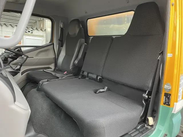 三菱 キャンター TPG-FEB50(2WD)の写真46