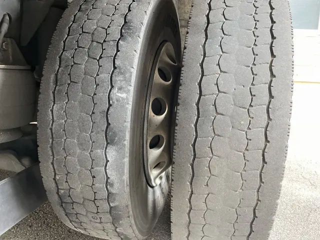 いすゞ フォワード 2PG-FRR90T2(2WD)の写真14