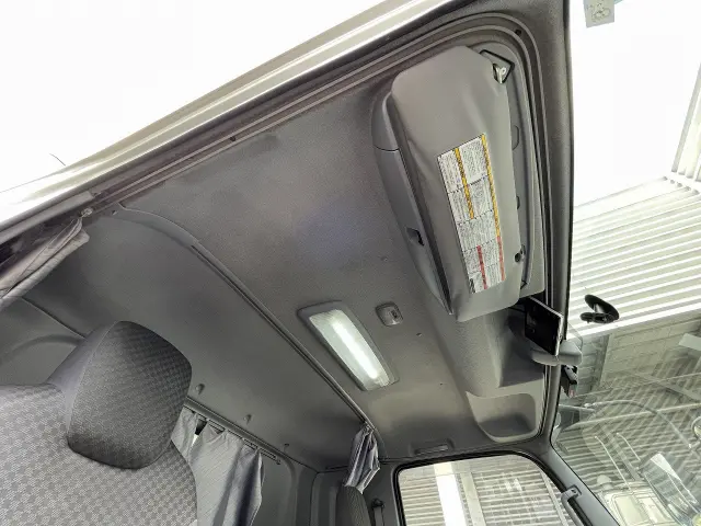 いすゞ フォワード 2PG-FRR90T2(2WD)の写真18