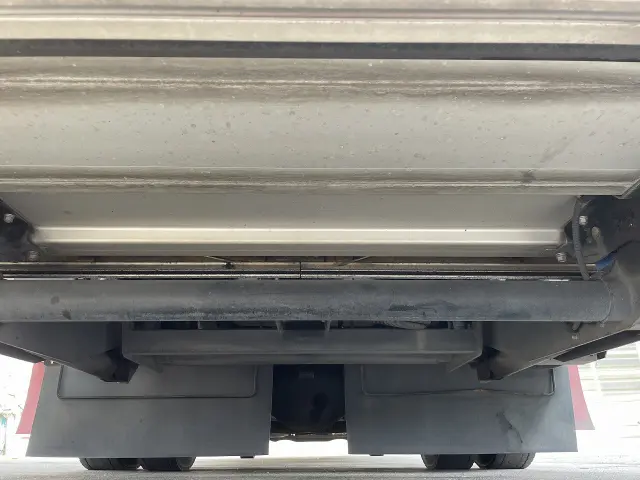 いすゞ フォワード 2PG-FRR90T2(2WD)の写真33