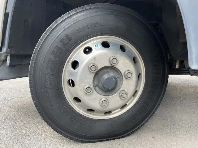 いすゞ フォワード 2PG-FRR90T2(2WD)の写真36