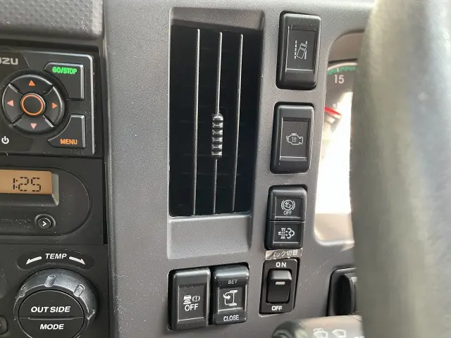 いすゞ フォワード 2PG-FRR90T2(2WD)の写真41