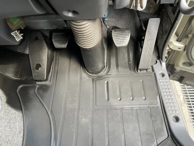 いすゞ フォワード 2PG-FRR90T2(2WD)の写真43