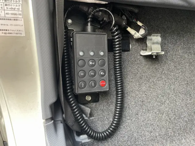 いすゞ フォワード 2PG-FRR90T2(2WD)の写真44