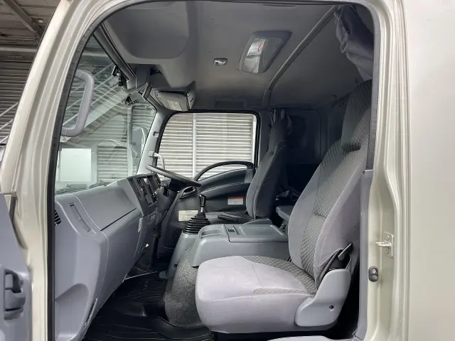 いすゞ フォワード 2PG-FRR90T2(2WD)の写真47